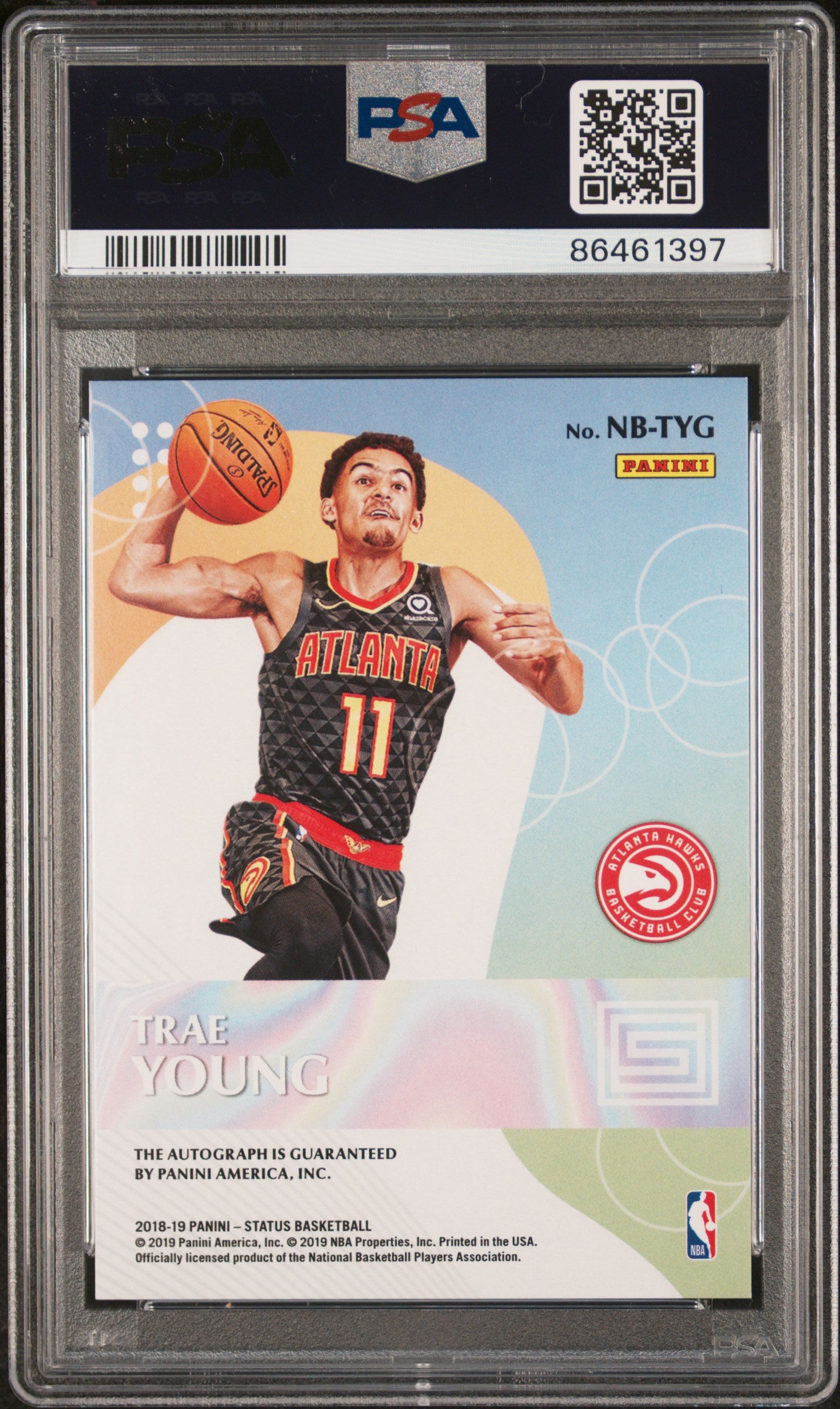 2018 Panini Status New Breed Autographs Trae Young #NBTYG PSA 10