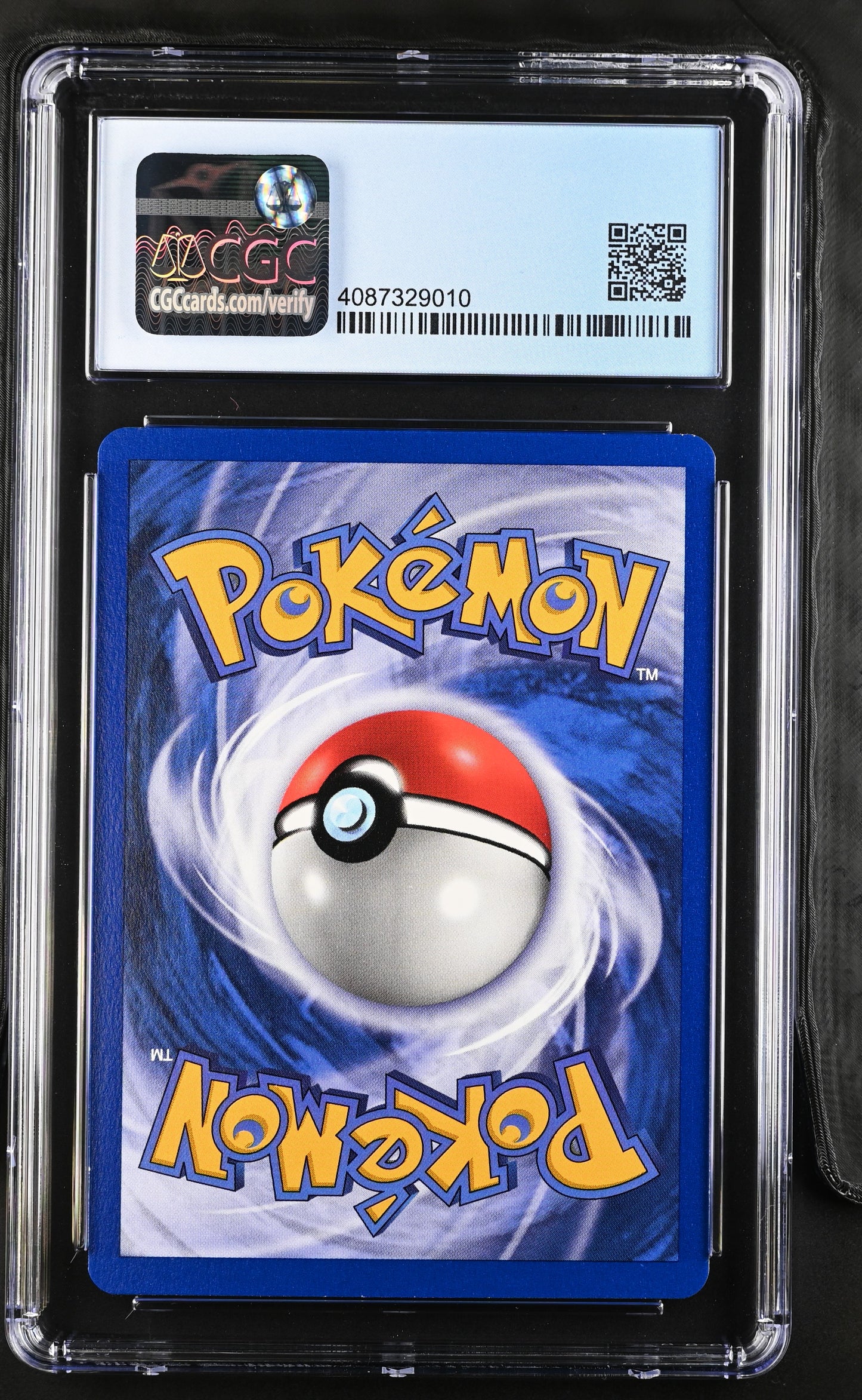 Pokémon Zapdos #16/102 German CGC 8.5